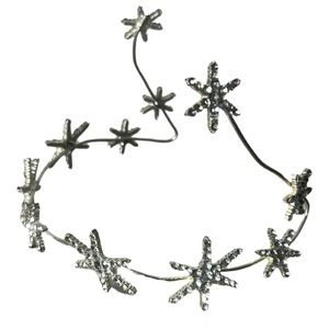 Star shaped hair accessory
